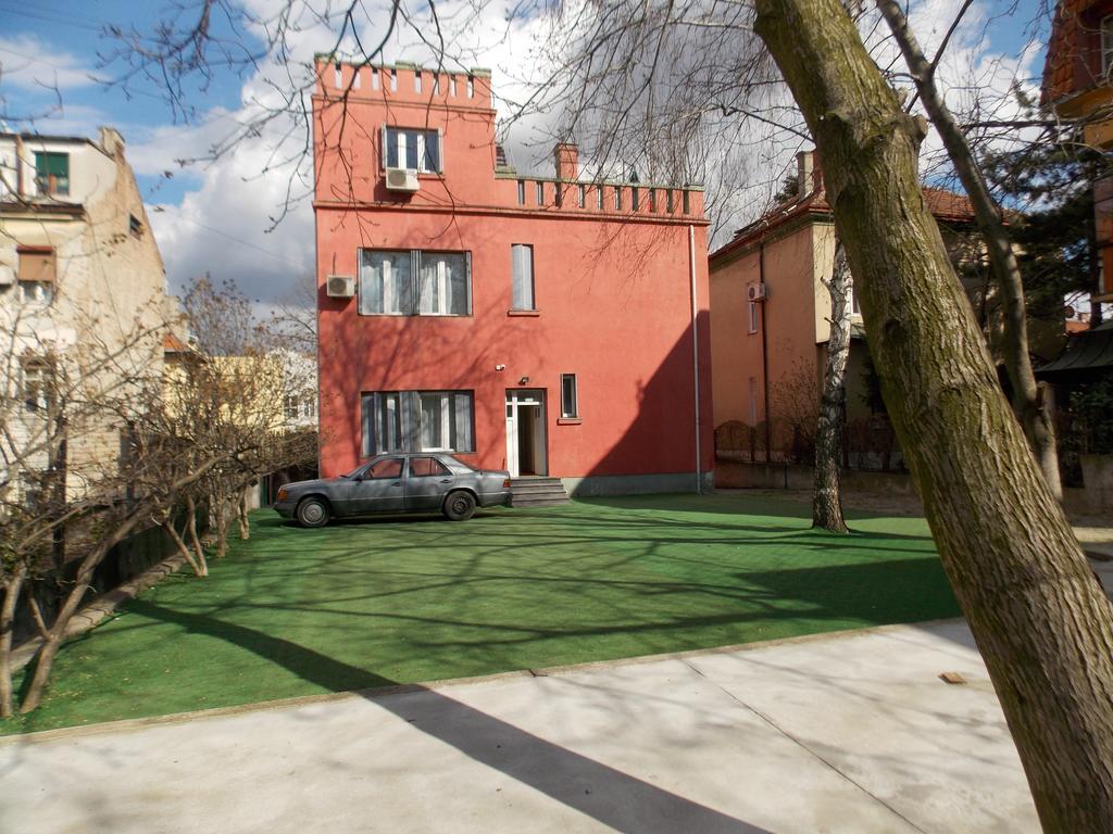 Guest House Miss Depolo Beograd Eksteriør bilde