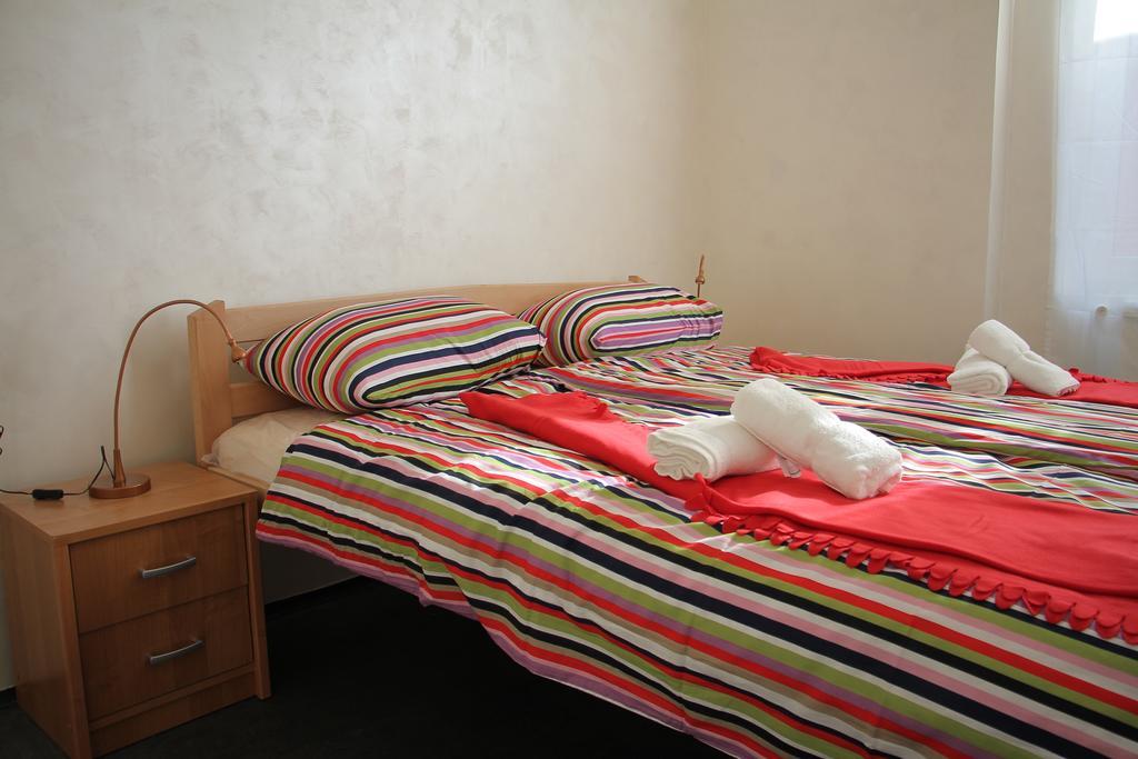 Guest House Miss Depolo Beograd Rom bilde