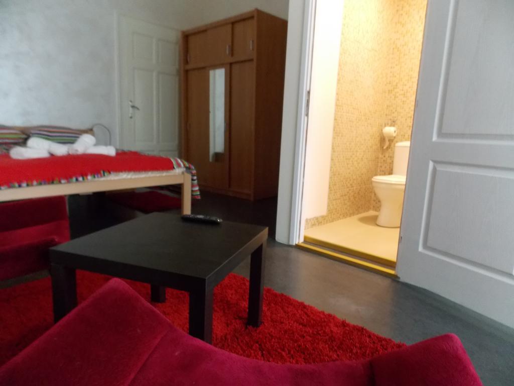 Guest House Miss Depolo Beograd Rom bilde